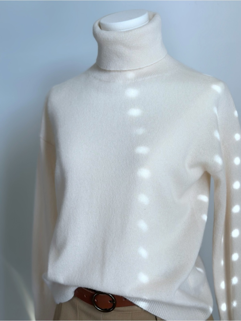 J.Crew 100% Cashmere Turtleneck Sweater Women’s XS Ivory – Excellent Condition